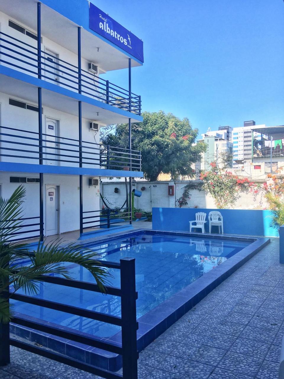 Hostal Albatros Манта Екстериор снимка